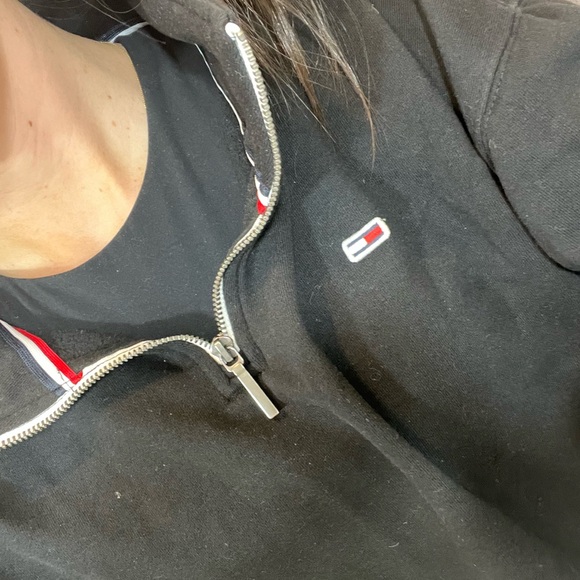 Tommy Hilfiger Black Quarter Zip with Silver Zipper - Picture 2 of 4